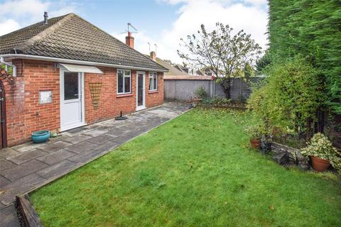 3 bedroom bungalow for sale, Belmont Close, Hampshire GU14