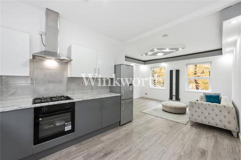 3 bedroom apartment for sale, Hornsey Park Road, London, N8