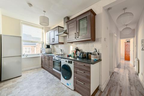 2 bedroom apartment to rent, Hereford House, Rushcroft Road, Brixton