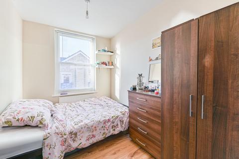 2 bedroom apartment to rent, Hereford House, Rushcroft Road, Brixton