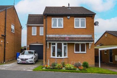 3 bedroom detached house for sale, Kingswood Avenue, Owlthorpe, Sheffield, S20