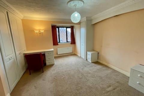 6 Walkers Way, Coleshill, Birmingham, B46 3DA