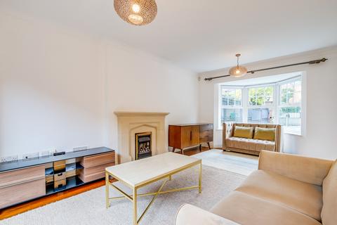 4 bedroom end of terrace house to rent, 88 Worple Road, London SW19