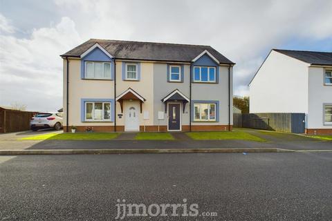 2 bedroom semi-detached house for sale, Maes Yr Yrfa, Crymych