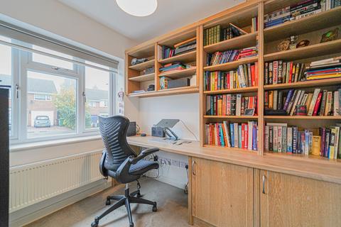 74 Arden Vale Road, Knowle, Solihull, B93 9NE