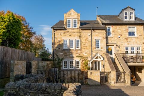 4 bedroom townhouse for sale, St. Helens Street, Corbridge NE45