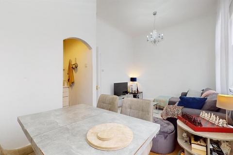 1 bedroom flat for sale, Finborough Road, Chelsea SW10