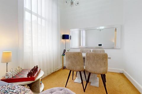 1 bedroom flat for sale, Finborough Road, Chelsea SW10