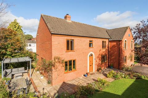 5 bedroom detached house for sale, The Paddocks, Wellington