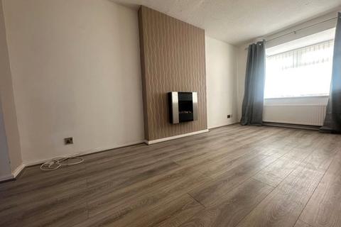 3 bedroom semi-detached house to rent, Swallow Fields, Liverpool L9