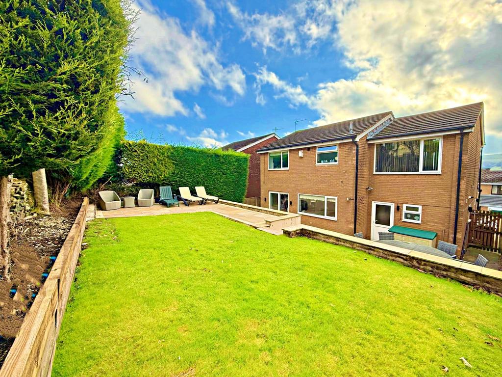 Rear Sun Terrace and Garden V