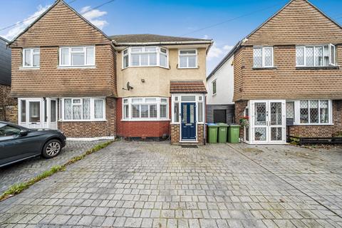 3 bedroom semi-detached house for sale, Sparrows Lane, London