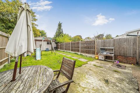 7 Sparrows Lane, London, SE9 2BP