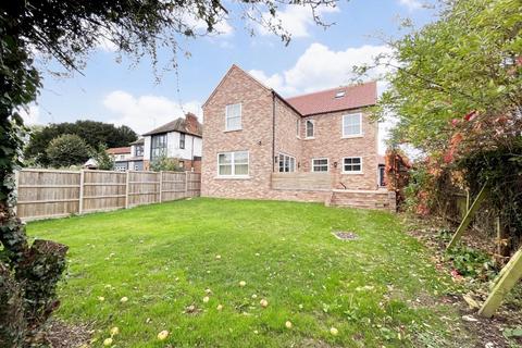 4 bedroom house to rent, Back Street, Lakenheath IP27