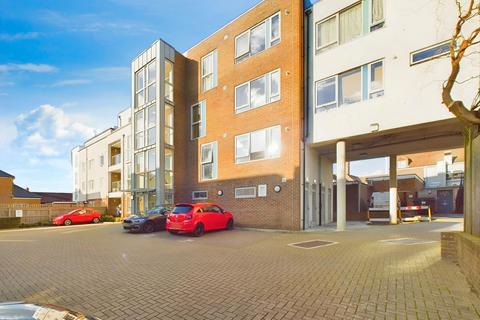 1 bedroom flat for sale, The Gatehouse, Horsham RH12