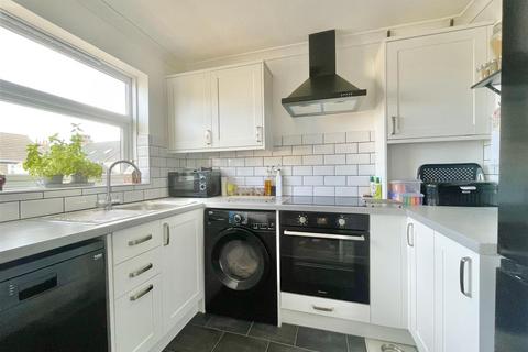 2 bedroom apartment for sale, Pickering Court, Hornsea