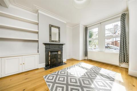 6 Bonser Road, Twickenham, TW1 4RG