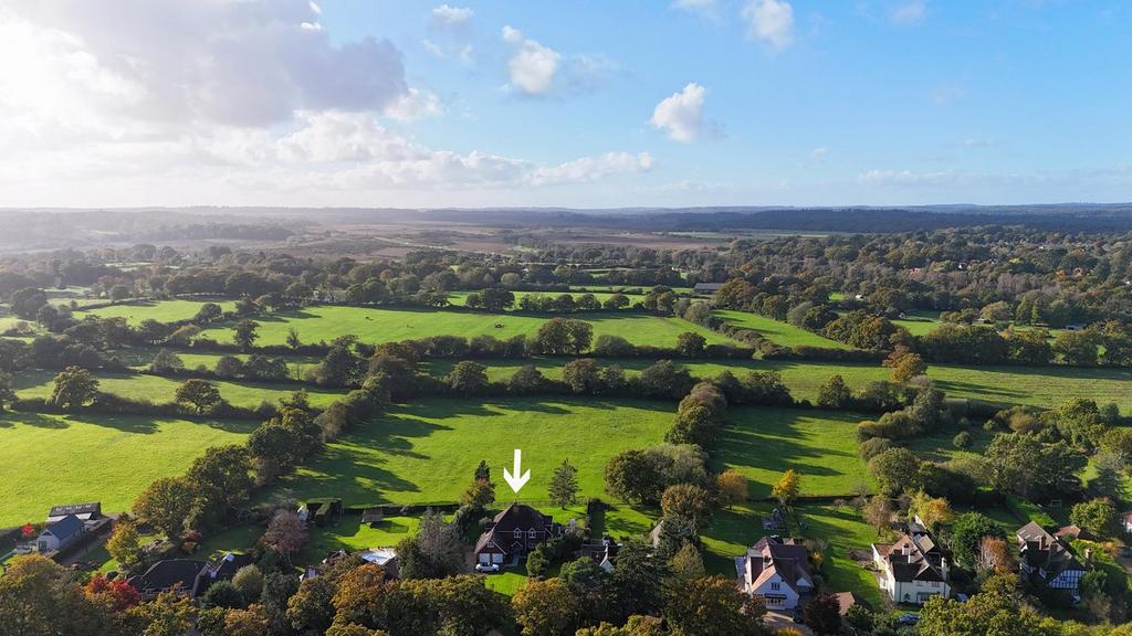Sway Road, Brockenhurst, SO42 5 bed detached house for sale £2,200,000