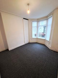 3 bedroom terraced house to rent, Broadbelt Street, Liverpool L4