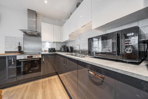 3 bedroom apartment for sale, Rolfe Terrace, London