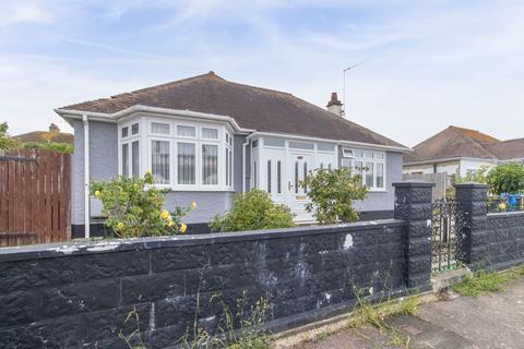 2 bedroom detached bungalow for sale, Oakdale Road, Herne Bay, CT6