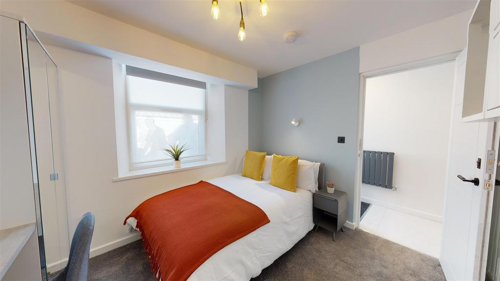 49-Roberts-Street-08032022 161249.jpg