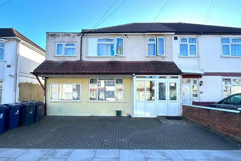 7 bedroom semi-detached house for sale, Scotts Road, Southall UB2