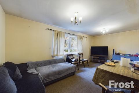 2 bedroom apartment for sale, Addlestone Park, Addlestone, Surrey, KT15