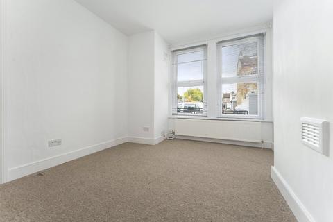 1 bedroom apartment to rent, Edgington Road, London SW16