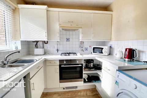 2 bedroom terraced house for sale, Challinor, Harlow