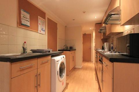 7 bedroom terraced house to rent, Rhymney Street , Cathays , Cardiff