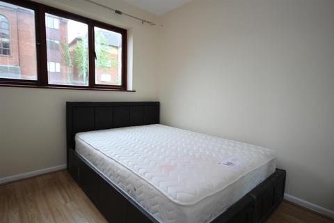 1 bedroom flat to rent, Cotton Avenue, North Acton, W3 6YG