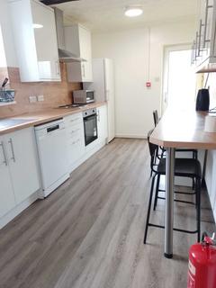 5 bedroom terraced house to rent, Swansea SA1