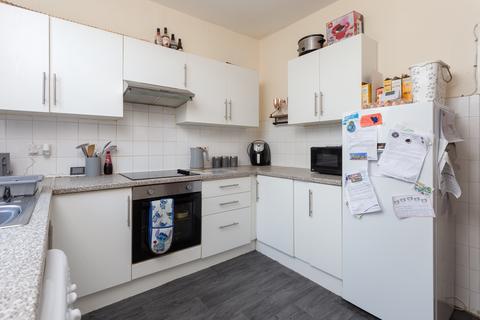 2 bedroom terraced house for sale, Main Street, Wombwell S73