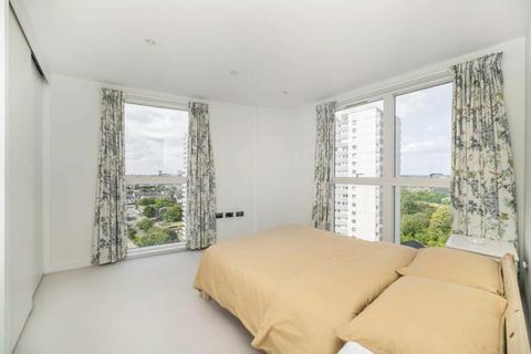 3 bedroom apartment for sale, Pump House Crescent, Kew Bridge, Brentford, London, TW8