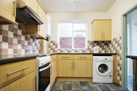 2 bedroom apartment to rent, Frayne Road, Bristol BS3