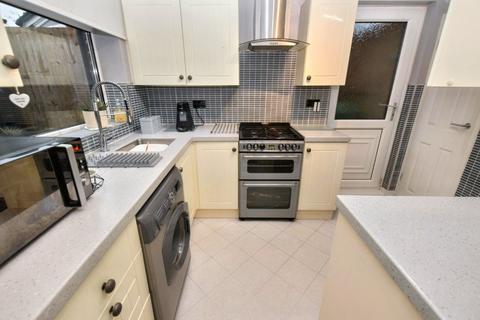 2 bedroom house for sale, Whincover Bank, Leeds, West Yorkshire