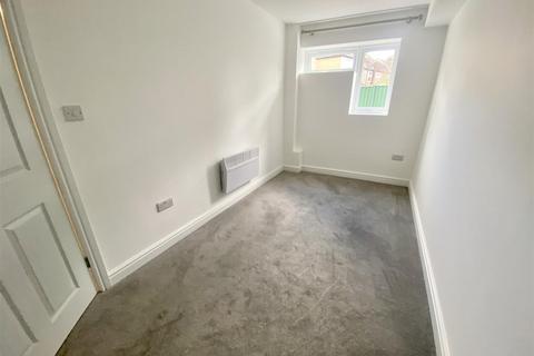 2 bedroom apartment for sale, Stockingstone Road, Luton, LU2 7NQ