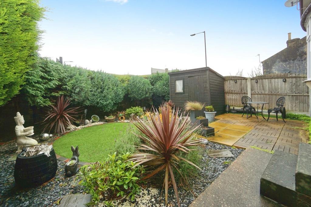 Rear garden