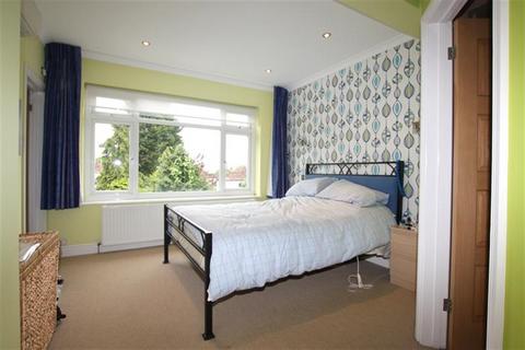 4 bedroom house to rent, Vaughan Avenue, Hendon, NW4