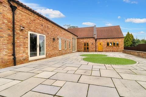 4 bedroom barn conversion for sale, Fridaybridge Road, Elm, Wisbech, Cambridgeshire, PE14