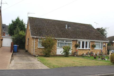 2 bedroom semi-detached bungalow for sale, Skelton Crescent, Market Weighton, York