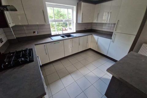 4 bedroom house to rent, Hindley Close, Fulwood