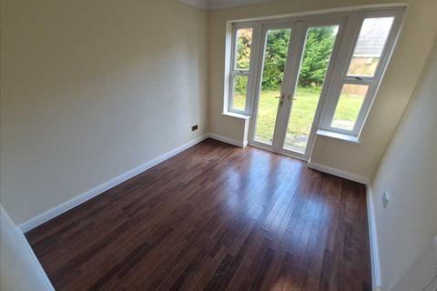 4 bedroom house to rent, Hindley Close, Fulwood