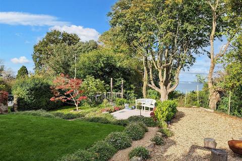 undefined, Puckpool Hill, Seaview/Ryde Outskirts, PO33 1PJ