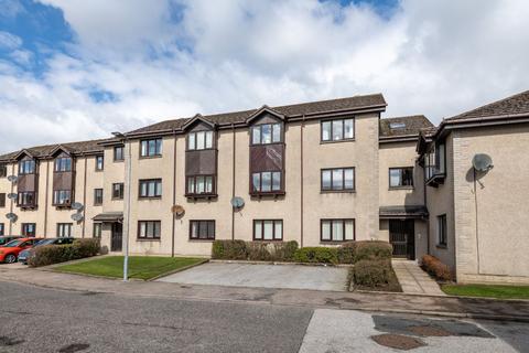 2 bedroom flat to rent, Kirkside Court, Westhill, AB32