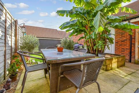 3 bedroom semi-detached house for sale, Herringe Farm Close, Sellindge, Ashford, Kent