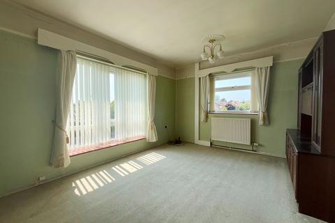 2 bedroom flat for sale, Threlfalls Lane, Southport PR9