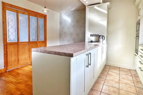 2 bedroom semi-detached house for sale, Fife Avenue, Chadderton, Oldham, Greater Manchester, OL9