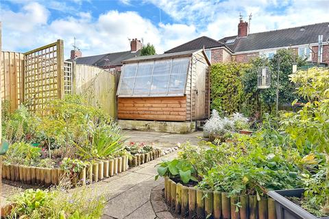 19 Fife Avenue, Chadderton, Oldham, OL9 8AG